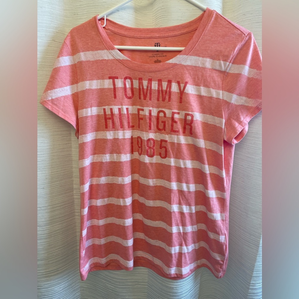 Tommy Hilfiger classic fit woman’s t-shirt  Large